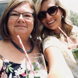 Meet your Posher, Vicky